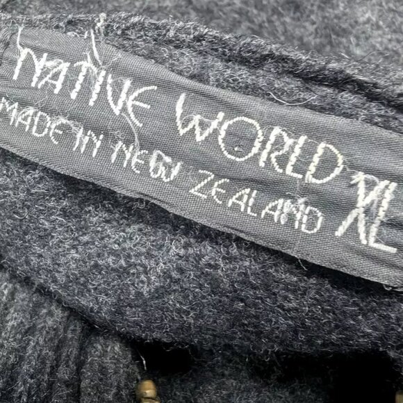 Native World Merino Wool Jacket Mens XL Charcoal Possum Fur Full Zip Pockets - Picture 11 of 12